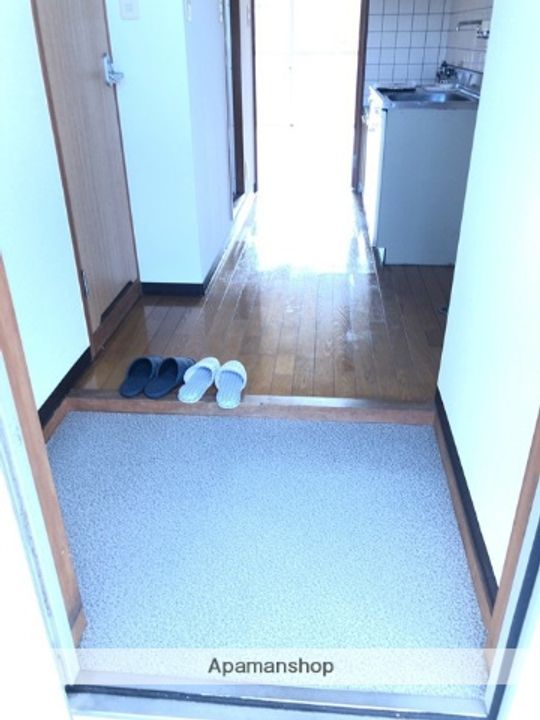 荒川ハイツの玄関