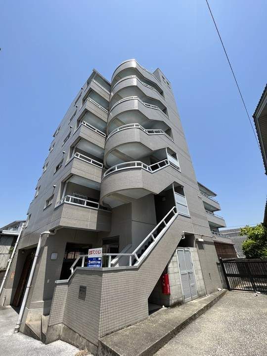 池本マンションF棟405の外観