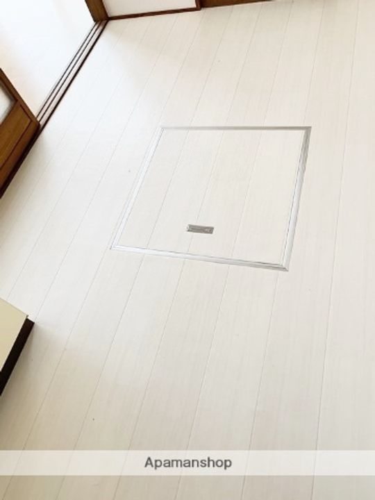 ロイヤルハイツ高須102のその他画像
