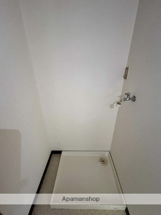 ロイヤルハイツ山岡202の内装