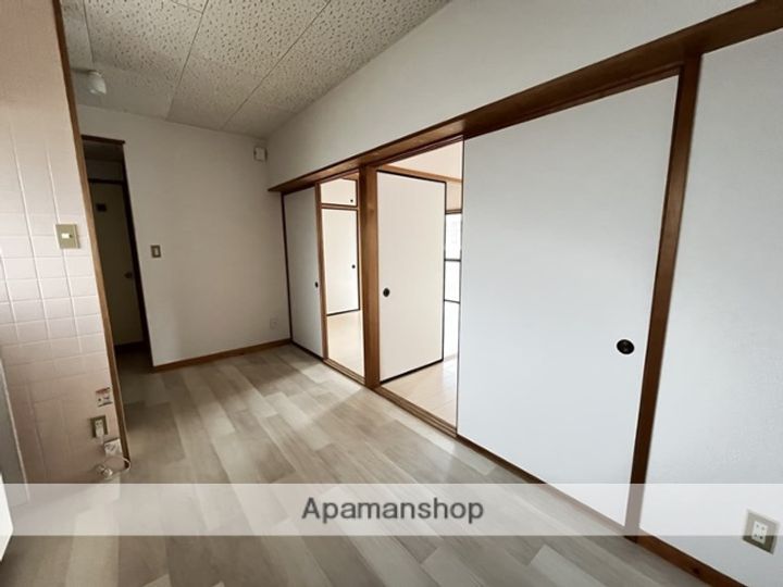 コオキマンション203の内装