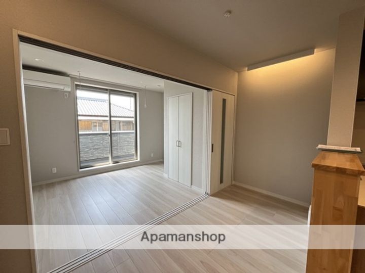 VERSO DOMANI(ベルソドマーニ)の居間