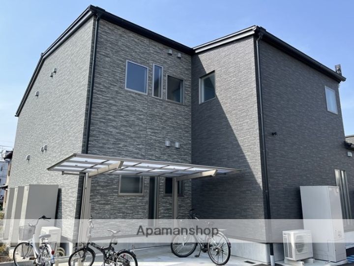 VERSO DOMANI(ベルソドマーニ)の外観