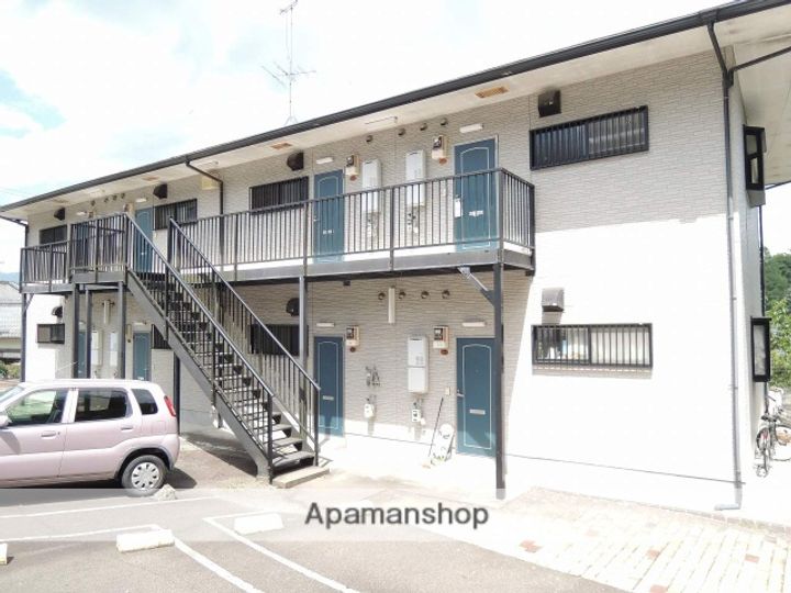 小坂ハイツ201の外観