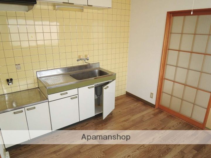 コーポ東久402の居間