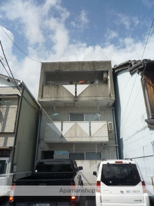 シャーマー上町201の外観