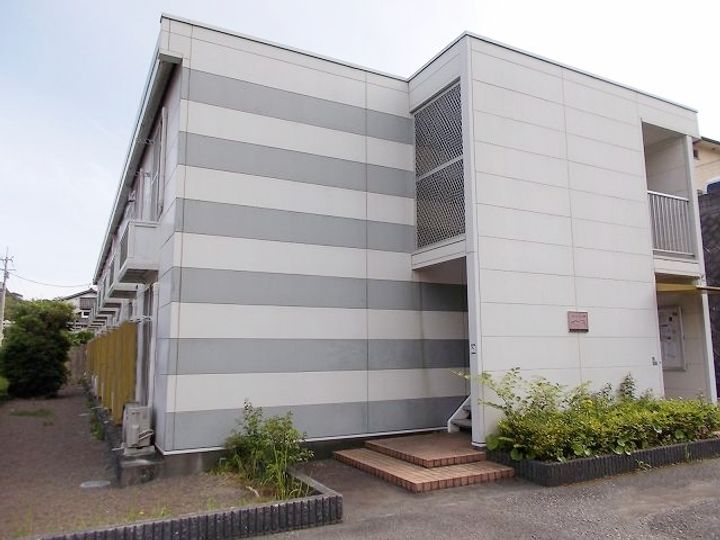 レオパレス十津102の外観