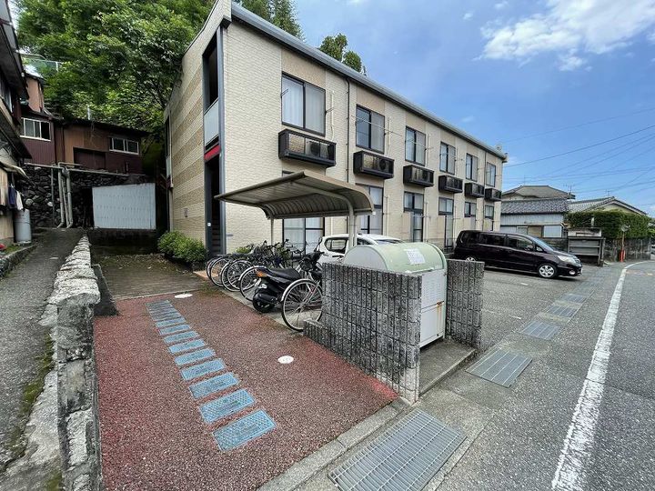 レオパレスソレーユ104の外観