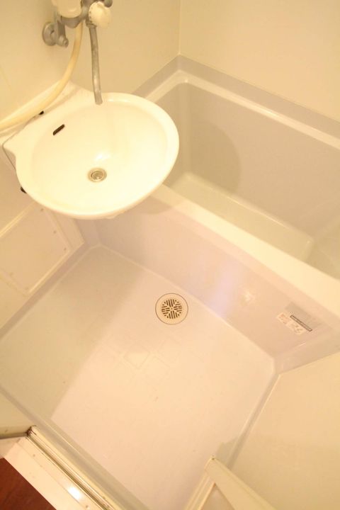 レオパレスグリーンパル のいち110の風呂