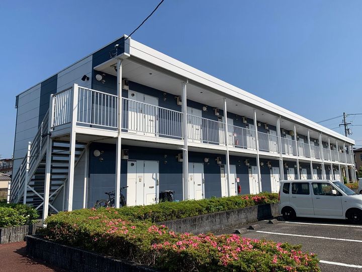 レオパレスすいれん203の外観