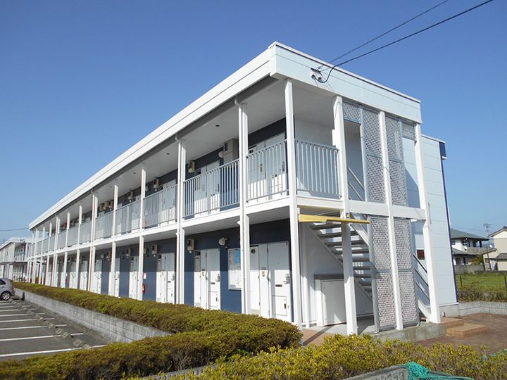 レオパレスすいれん203の外観