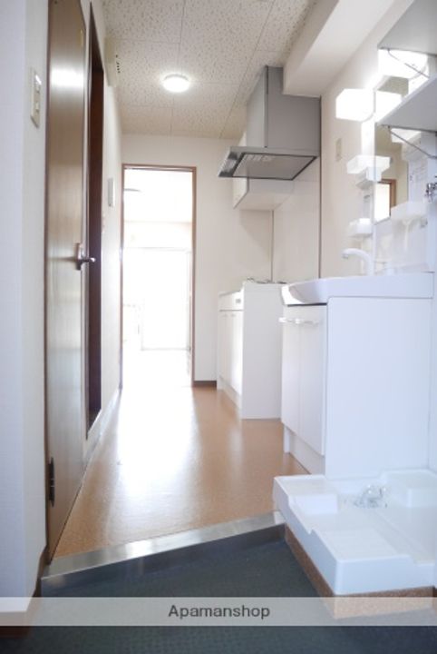 ピクシー高須205の内装