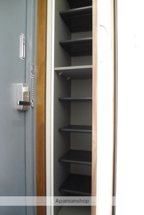 ピクシー高須205の内装