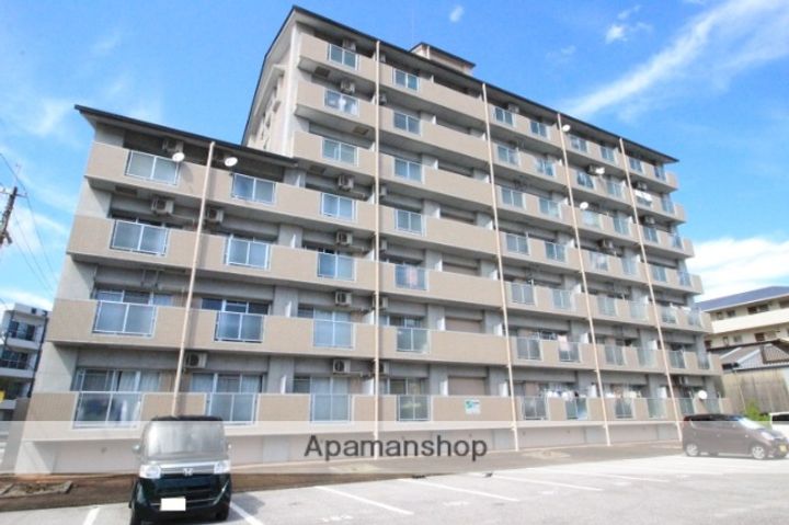 ロイヤルガーデンⅡの外観