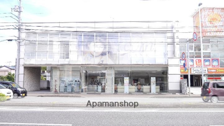 ルミエールSAWAの周辺
