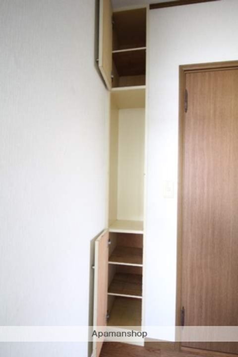 ワンパースンハイツA棟205の内装