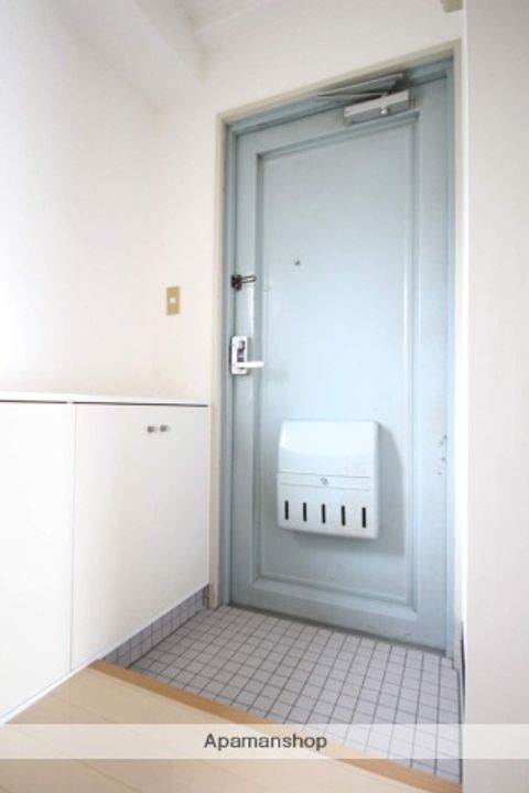 アイビーコーポ津野205の玄関