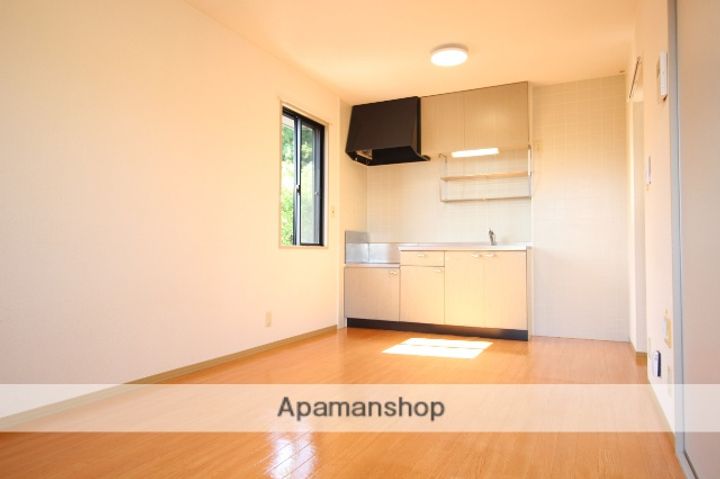 コーポ常福A 202の居間