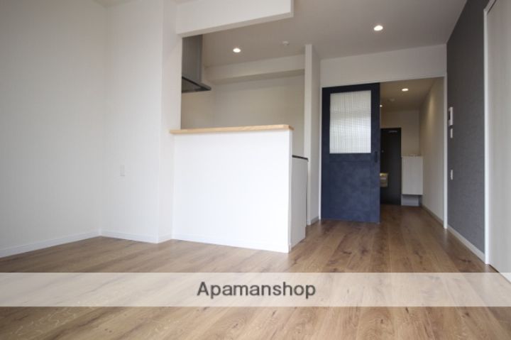 CHLORISマンション202の居間