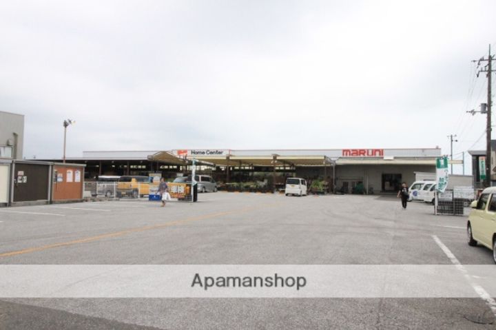 ラ・メゾン・ド・K110の周辺