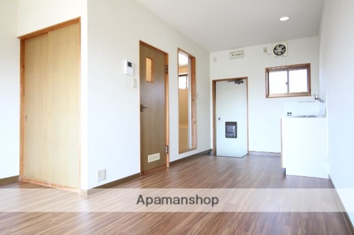 ハイツラベンダーの居間