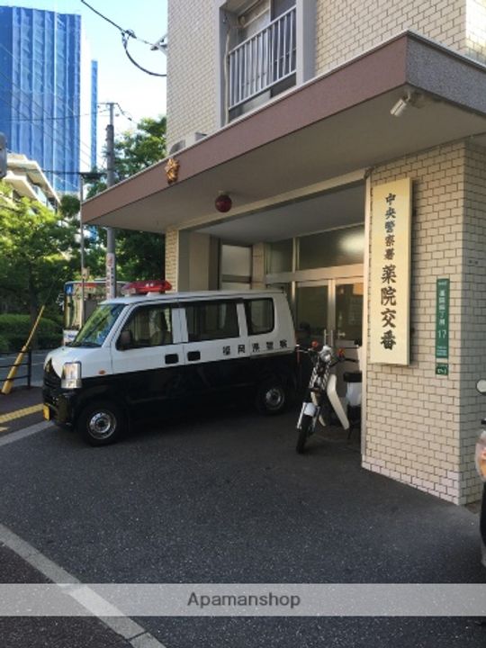 エンクレスト薬院大通の周辺