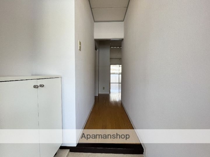 メゾン住吉の玄関