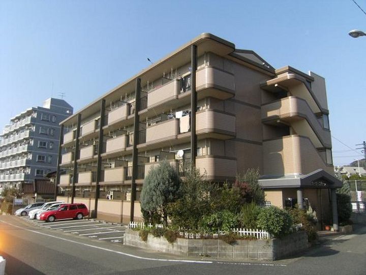 福岡県福岡市東区下原4丁目の賃貸マンションの外観