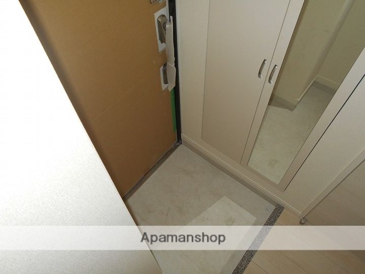 福岡県福岡市中央区高砂1丁目の賃貸マンションの玄関