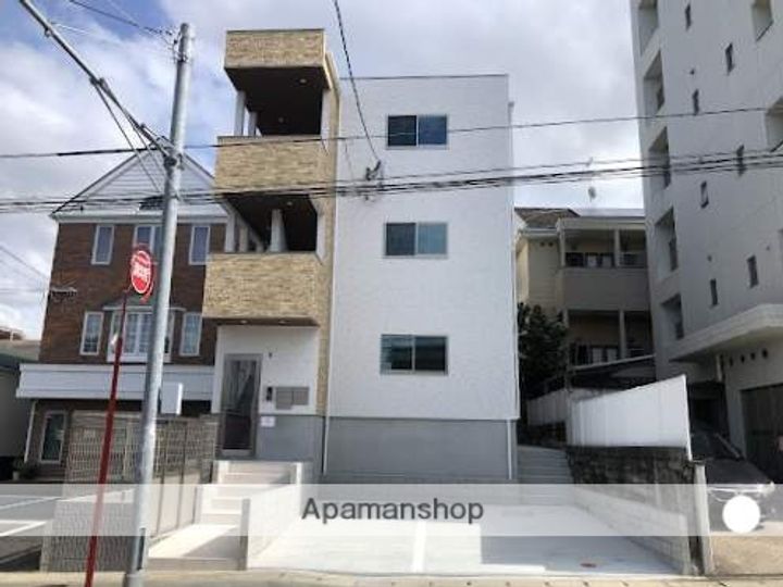 カトレア平尾の外観