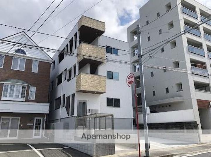 カトレア平尾の外観