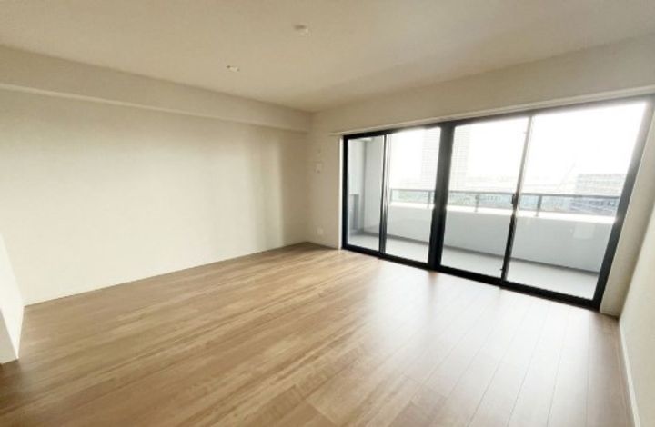 福岡県福岡市東区香椎照葉4丁目の賃貸マンションの居間