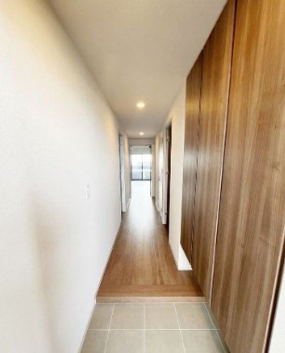 福岡県福岡市東区香椎照葉4丁目の賃貸マンションの玄関