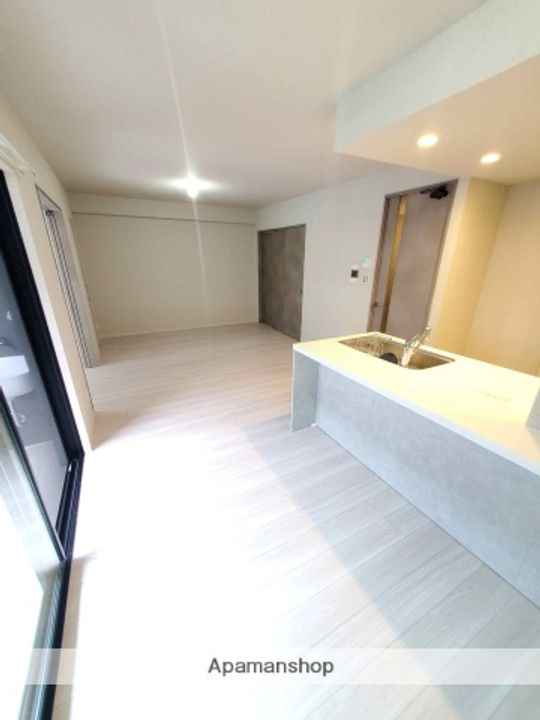 アクタス茶山グランミライの内装