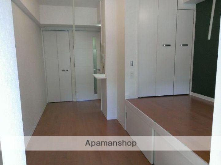 福岡県福岡市中央区高砂2丁目の賃貸マンションの居間