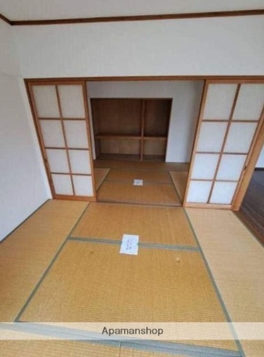 ローリエ春日の内装