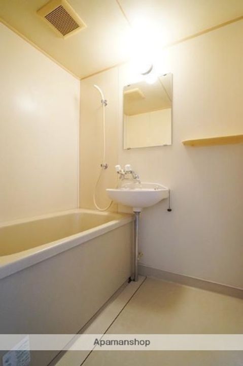 福岡県春日市須玖南2丁目の賃貸アパートの風呂