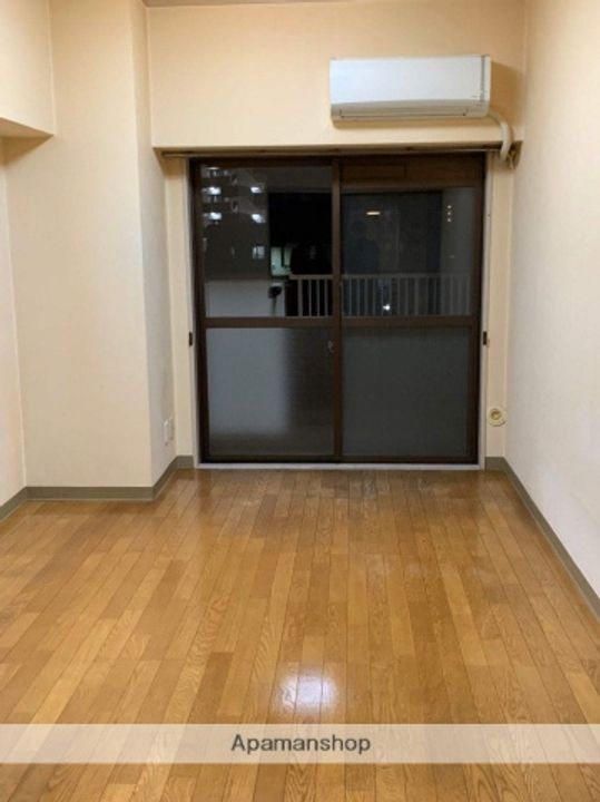 ライオンズマンション南福岡の居間