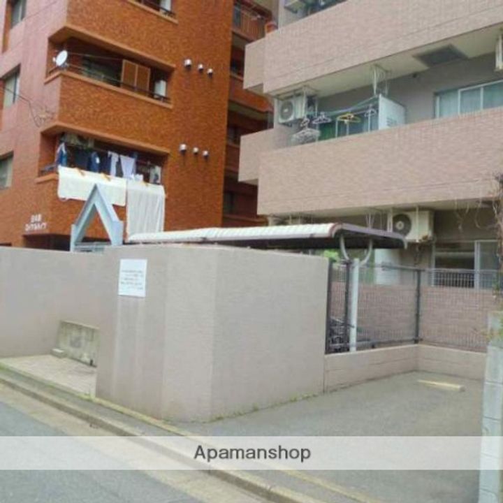 ルエメゾンロワール白木原の外観