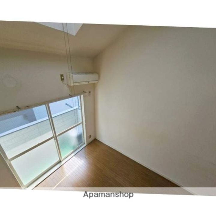 リーベン国分の内装