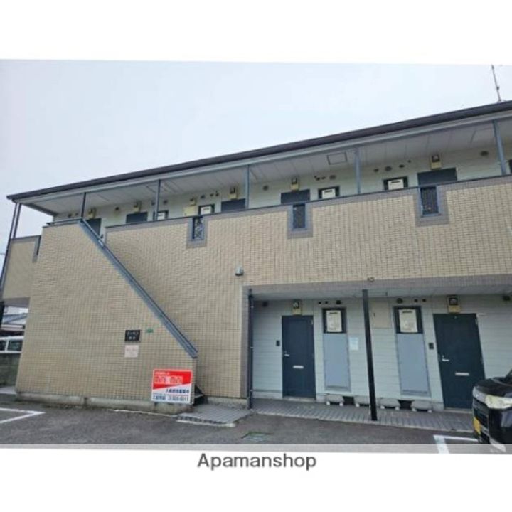 リーベン国分の外観