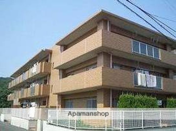 福岡県福岡市博多区月隈1丁目の賃貸マンションの外観