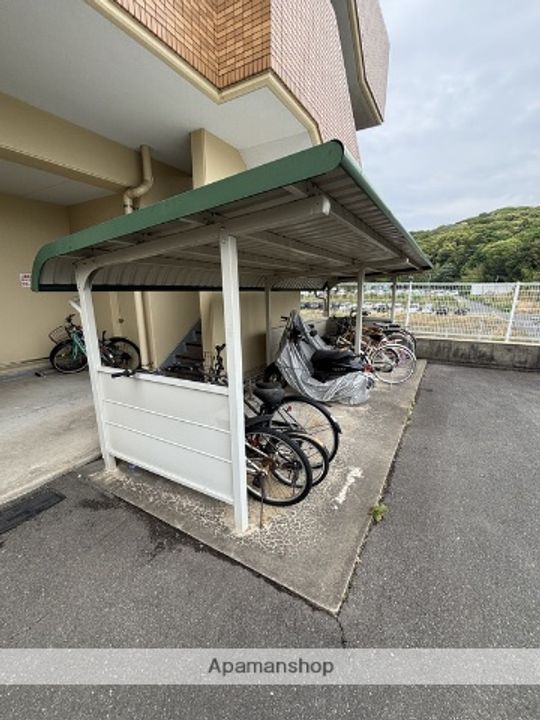 福岡県福岡市博多区月隈1丁目の賃貸マンションの外観