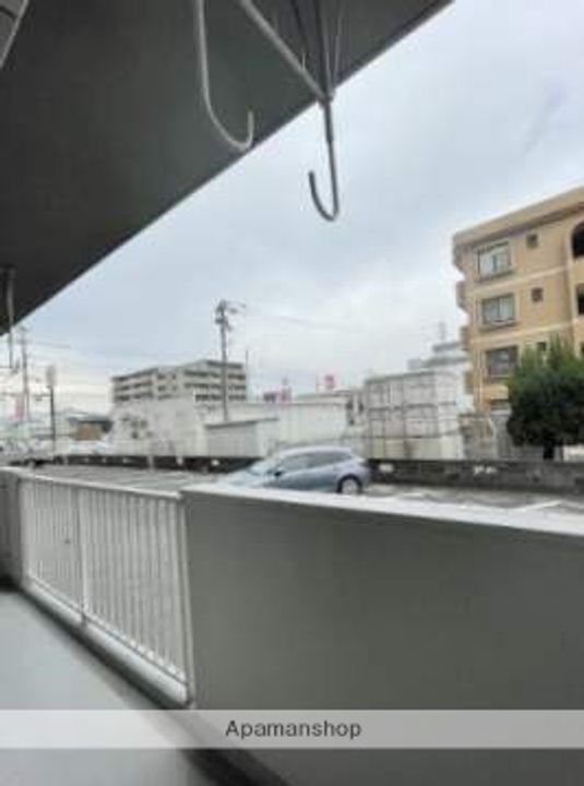 福岡県福岡市博多区諸岡3丁目の賃貸マンションの内装