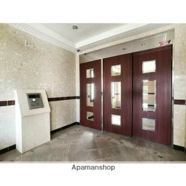 ウイングコート水城の外観