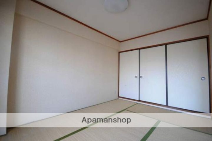 シック白木原の内装
