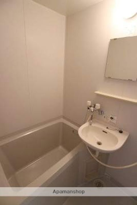 福岡県春日市須玖北5丁目の賃貸アパートの風呂