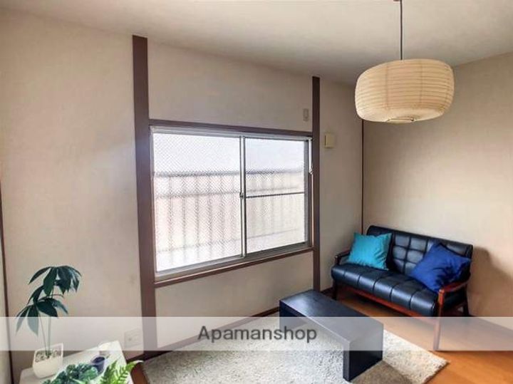 アドバンスの居間