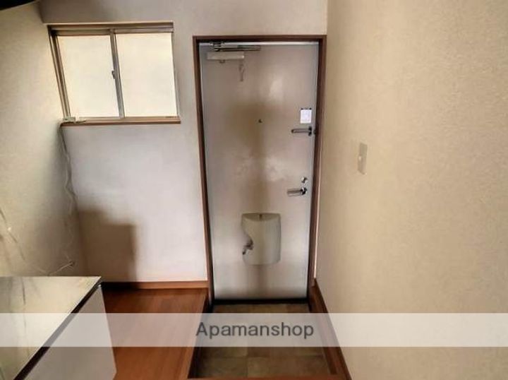 アドバンスの玄関