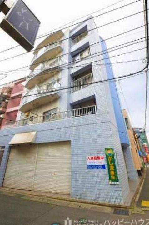 鹿島ビルの外観